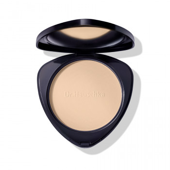 Poudre Compacte 02 Dr. Hauschka : châtaigne Poudre Compacte 02 Dr. Hauschka : châtaigne