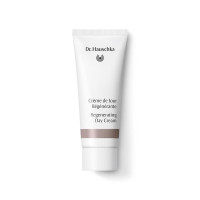 Crème de Jour Régénérante Dr. Hauschka : Soin lissant pour le visage, pour une peau visiblement plus lisse Crème de Jour Régénérante Dr. Hauschka